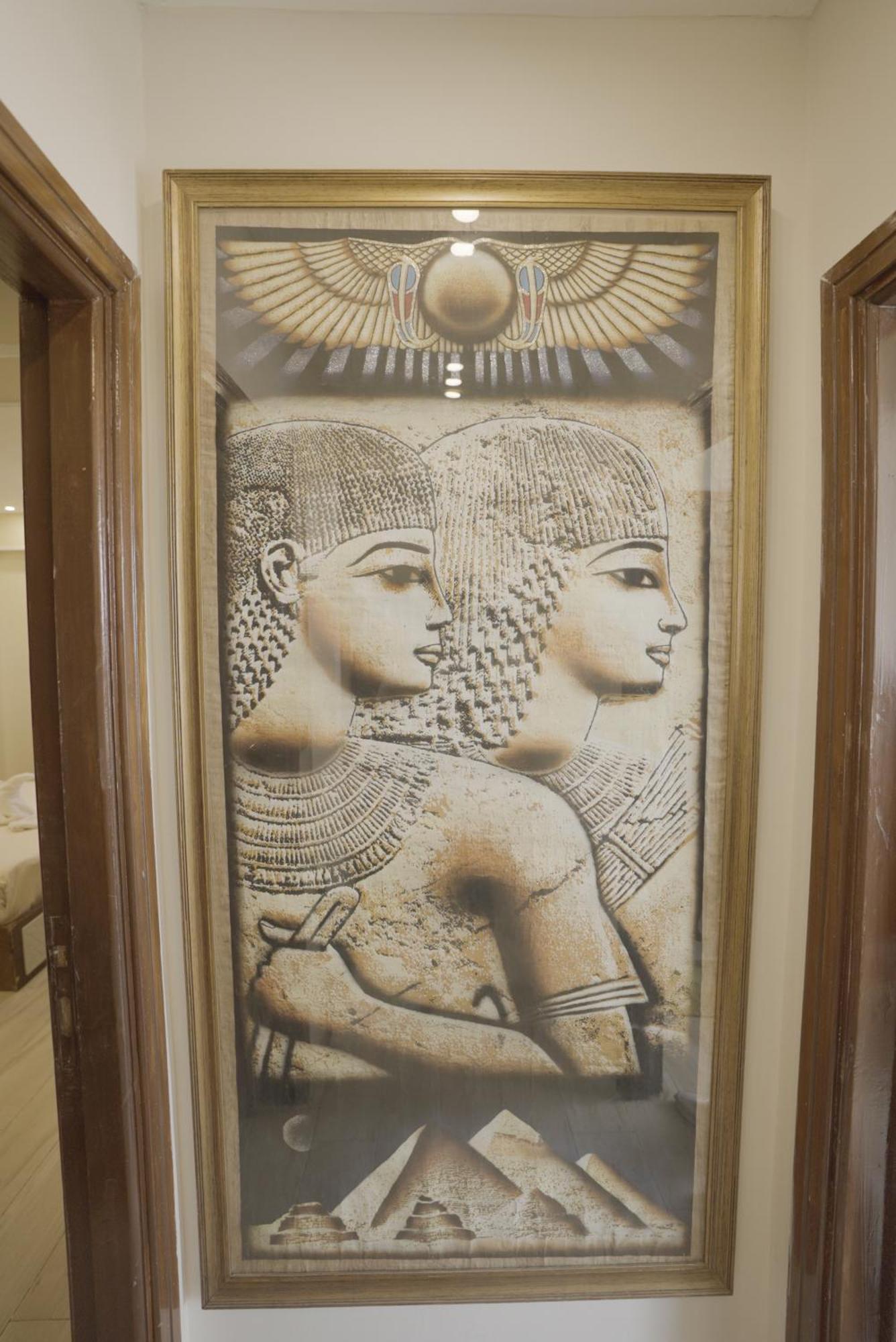 Hotel Queen Cleopatra Pyramids à Le Caire Extérieur photo